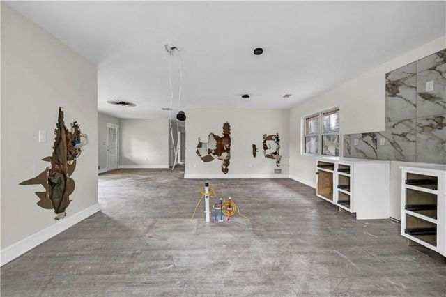 2323 Tilson Circle, Decatur, GA 30032