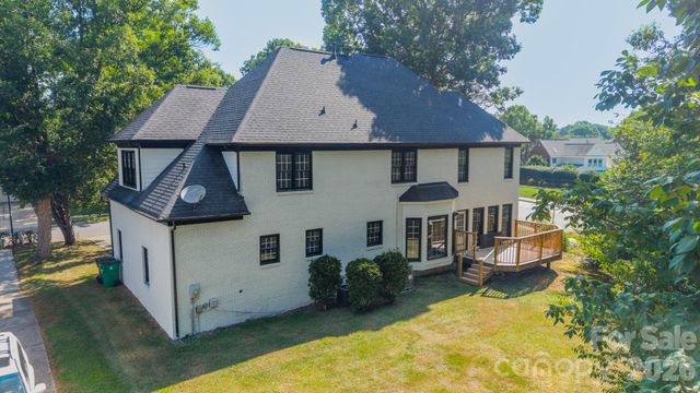 11550 Falling Leaves Drive, Charlotte, NC 28277