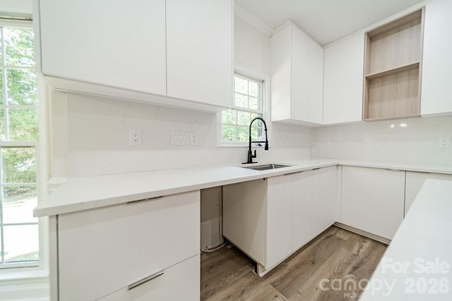 11550 Falling Leaves Drive, Charlotte, NC 28277