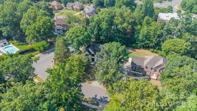 11550 Falling Leaves Drive, Charlotte, NC 28277