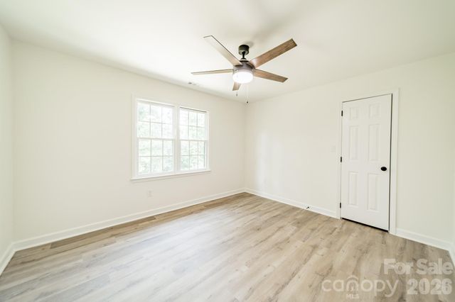 11550 Falling Leaves Drive, Charlotte, NC 28277