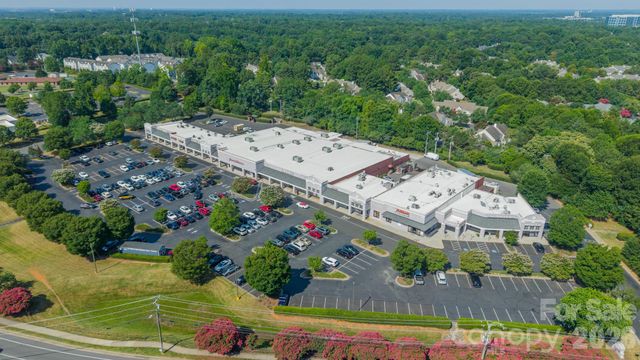 11550 Falling Leaves Drive, Charlotte, NC 28277