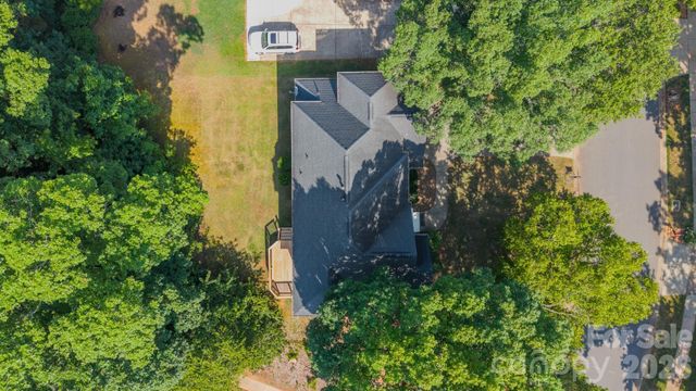 11550 Falling Leaves Drive, Charlotte, NC 28277