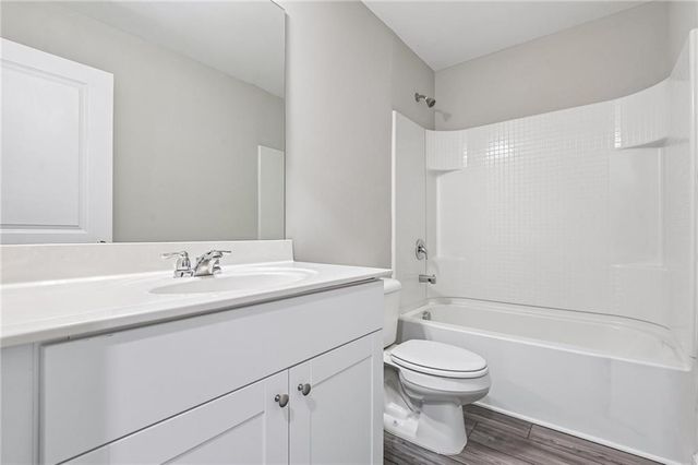 1900 Lanier Harbor Point, Buford, GA 30518