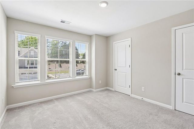 1900 Lanier Harbor Point, Buford, GA 30518