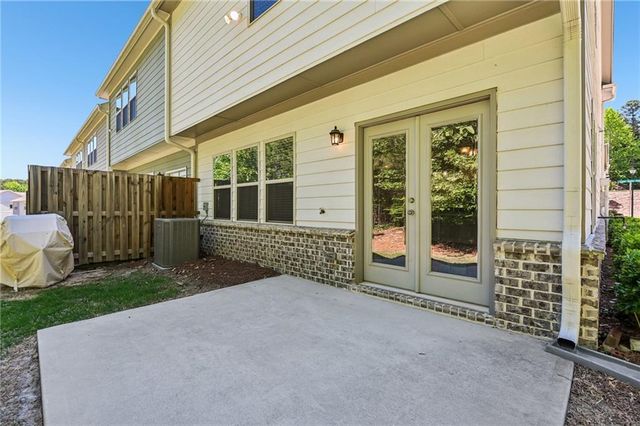 1900 Lanier Harbor Point, Buford, GA 30518
