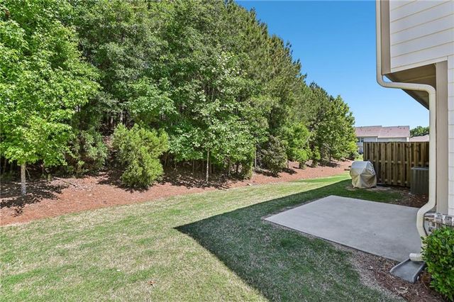 1900 Lanier Harbor Point, Buford, GA 30518