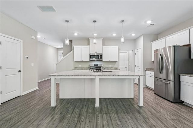 1900 Lanier Harbor Point, Buford, GA 30518