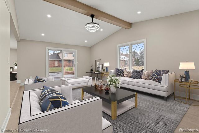 20154 Riverside Drive, Livonia, MI 48152