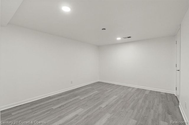 20154 Riverside Drive, Livonia, MI 48152