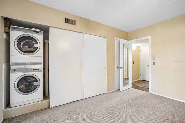 2402 ECUADORIAN WAY 28, Clearwater, FL 33763