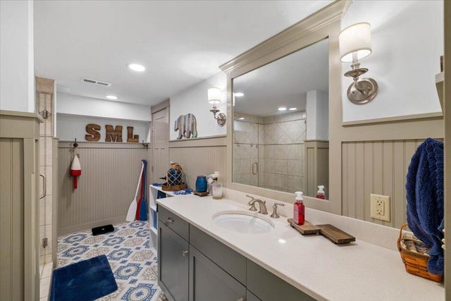 70 Crescent LN, Wirtz, VA 24184