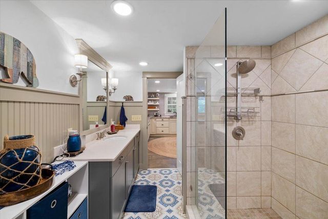 70 Crescent LN, Wirtz, VA 24184