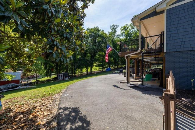 70 Crescent LN, Wirtz, VA 24184