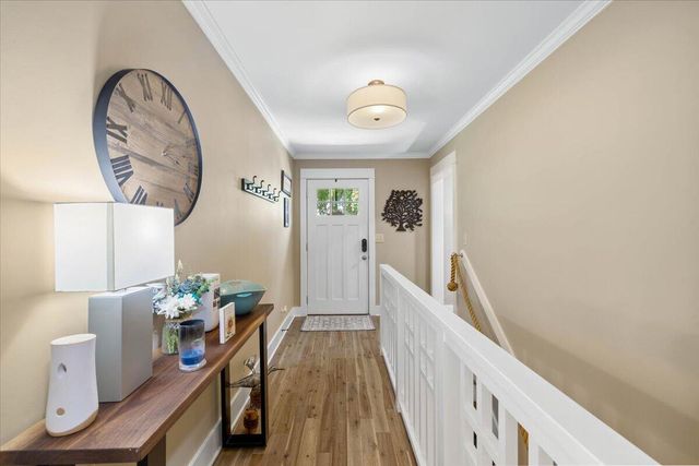 70 Crescent LN, Wirtz, VA 24184