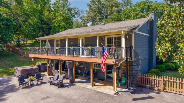 70 Crescent LN, Wirtz, VA 24184