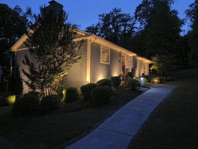 70 Crescent LN, Wirtz, VA 24184