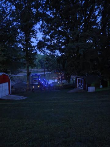 70 Crescent LN, Wirtz, VA 24184