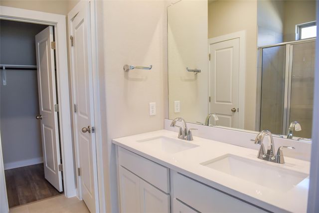 156 Ayres Horn, Cedar Creek, TX 78612