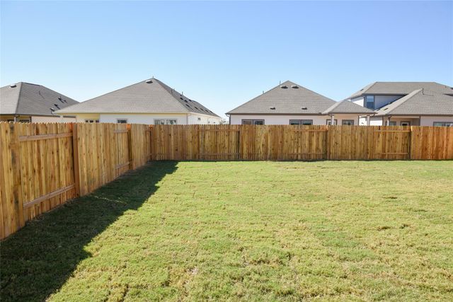 156 Ayres Horn, Cedar Creek, TX 78612