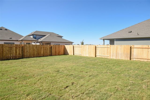 156 Ayres Horn, Cedar Creek, TX 78612