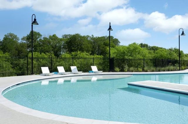 156 Ayres Horn, Cedar Creek, TX 78612