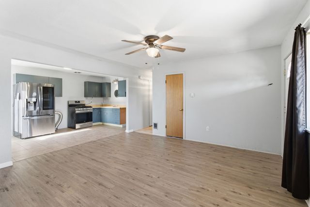 2901 Camino Del Gusto, Santa Fe, NM 87507