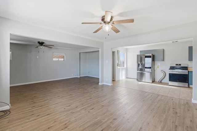 2901 Camino Del Gusto, Santa Fe, NM 87507