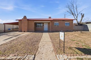 2901 Camino Del Gusto, Santa Fe, NM 87507