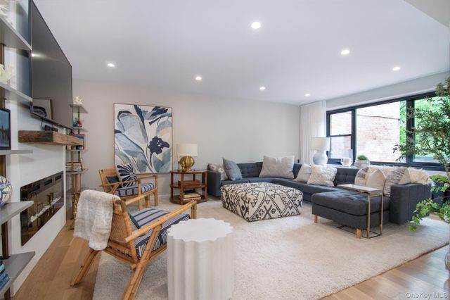 72 Pondfield Road West 1G, Bronxville, NY 10708