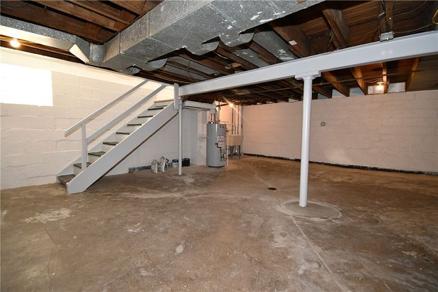 2308 Starkamp St, Brookline, PA 15226