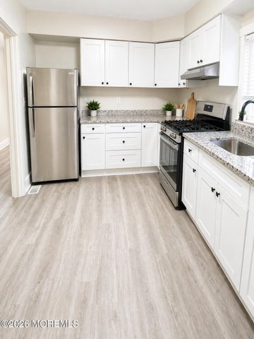 21 Atkins Avenue A, Asbury Park, NJ 07712