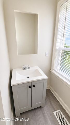 21 Atkins Avenue A, Asbury Park, NJ 07712