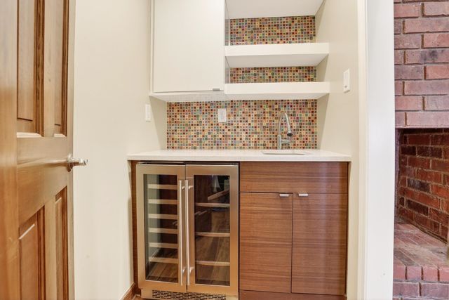 7934 DOVIE LN, Germantown, TN 38138