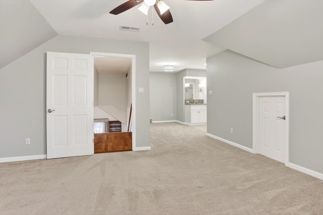 7934 DOVIE LN, Germantown, TN 38138