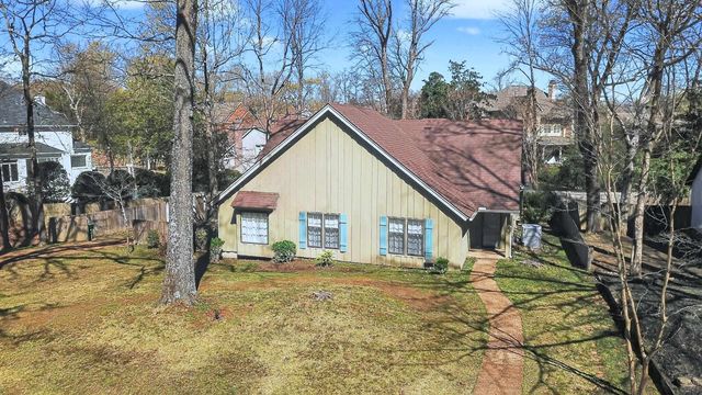 7934 DOVIE LN, Germantown, TN 38138