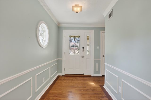 7934 DOVIE LN, Germantown, TN 38138