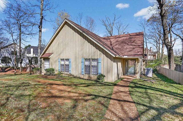 7934 DOVIE LN, Germantown, TN 38138