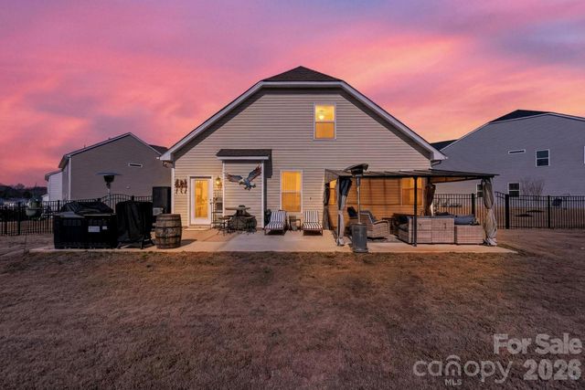 4546 Dover Court, Denver, NC 28037