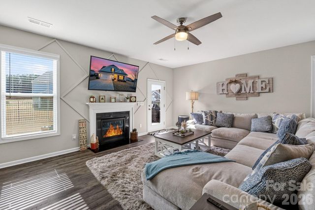 4546 Dover Court, Denver, NC 28037