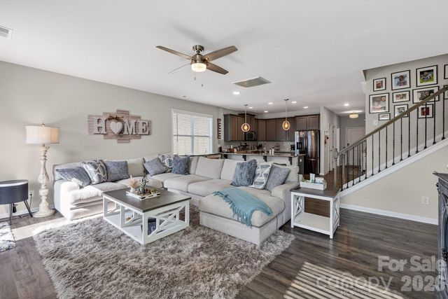 4546 Dover Court, Denver, NC 28037