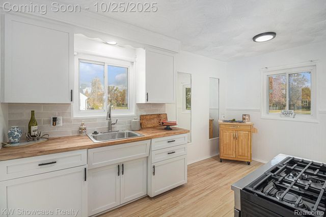 4110 John Daly Street, Inkster, MI 48141