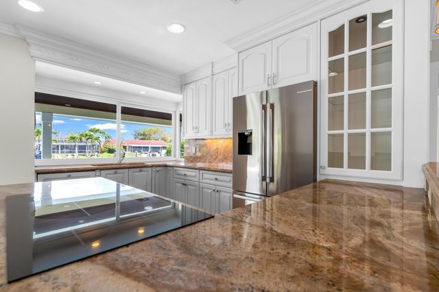 925 SE 10th Street, Pompano Beach, FL 33060