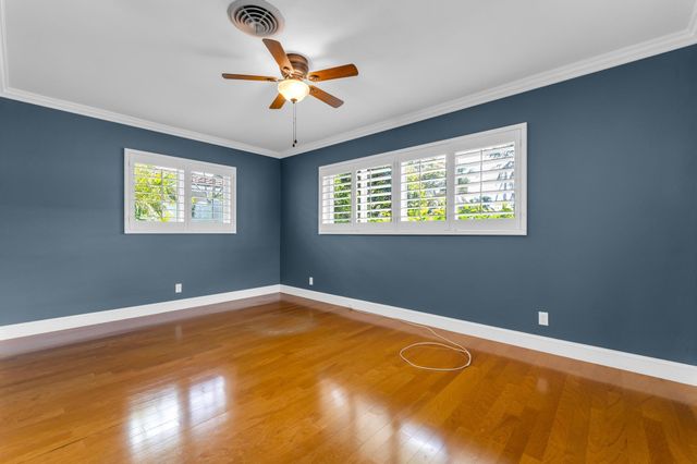 925 SE 10th Street, Pompano Beach, FL 33060