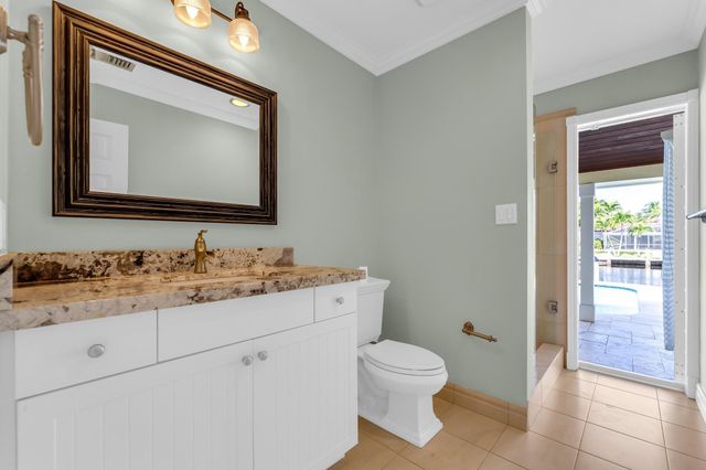 925 SE 10th Street, Pompano Beach, FL 33060