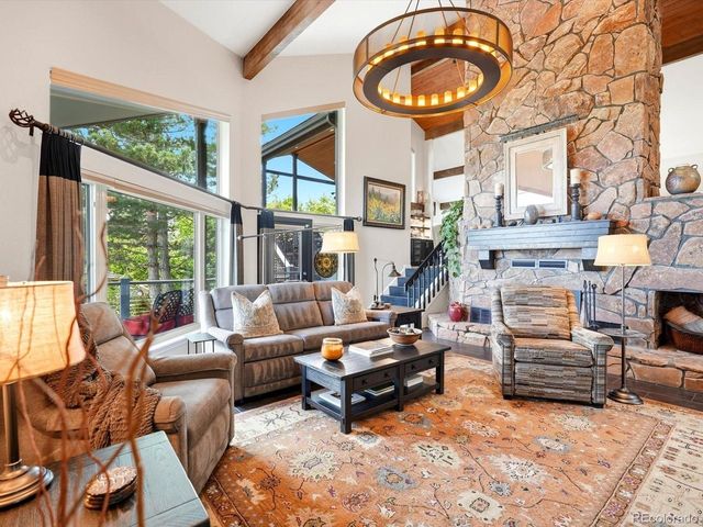 6081 Silver Thorn Run, Littleton, CO 80125