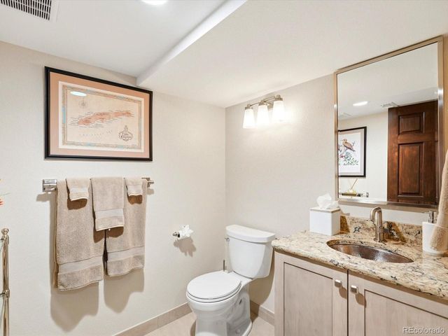 6081 Silver Thorn Run, Littleton, CO 80125