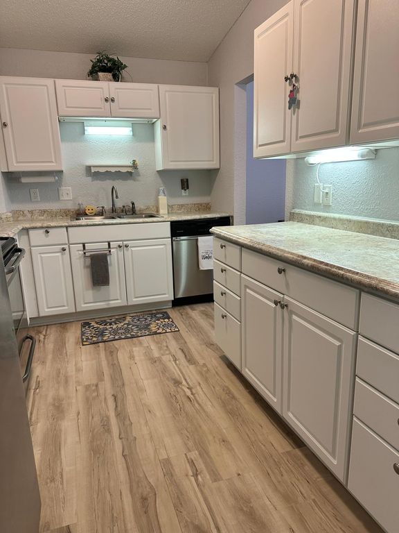 6858 Sandlewood Road, Woodbury, MN 55125 — photo 3