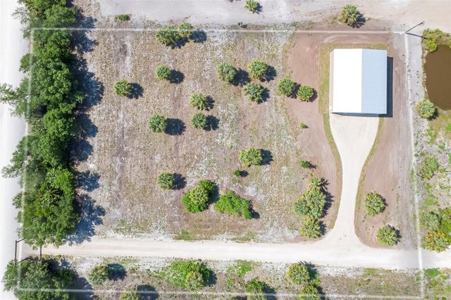 6041 GROVE BOULEVARD, Punta Gorda, FL 33982