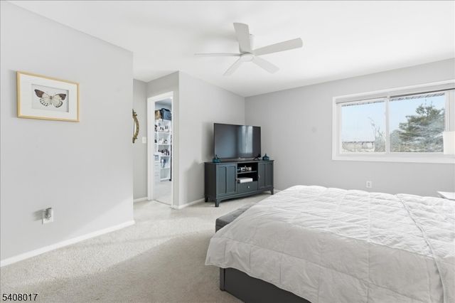 159 Henderson Pl, East Windsor Twp., NJ 08520